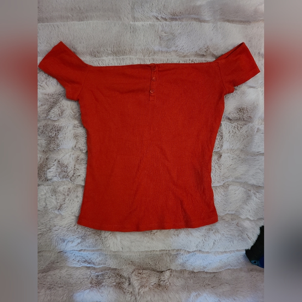 Garage Off Shoulder Button Top size S